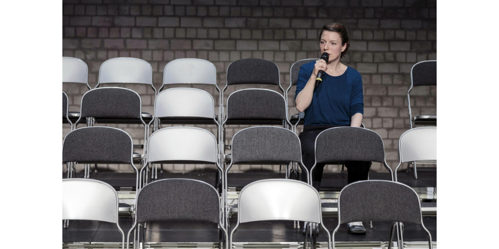 „Sprachloch“ von Verena Brakonier