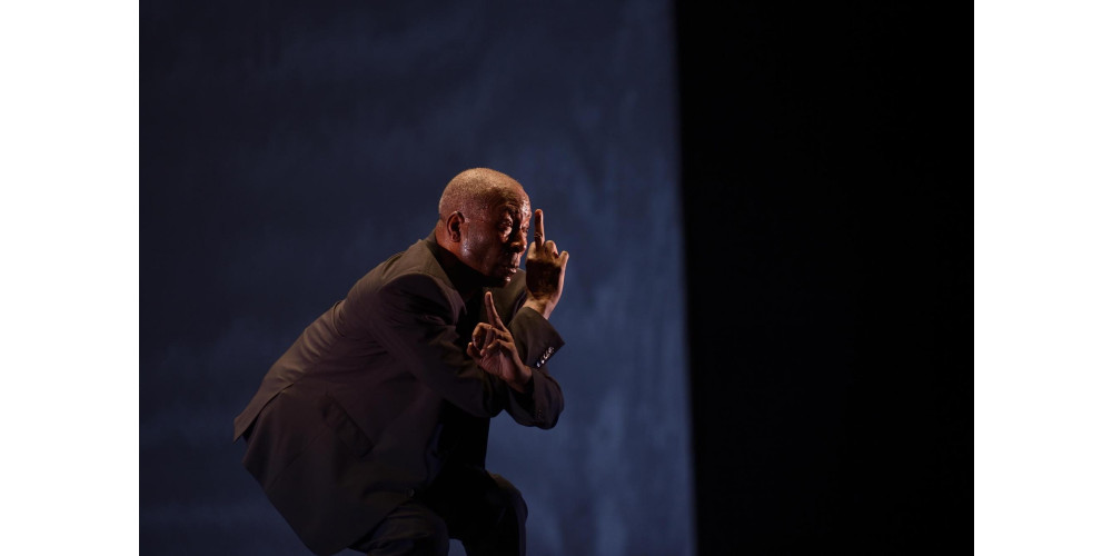 Koffi Kôkô in „Mistral“