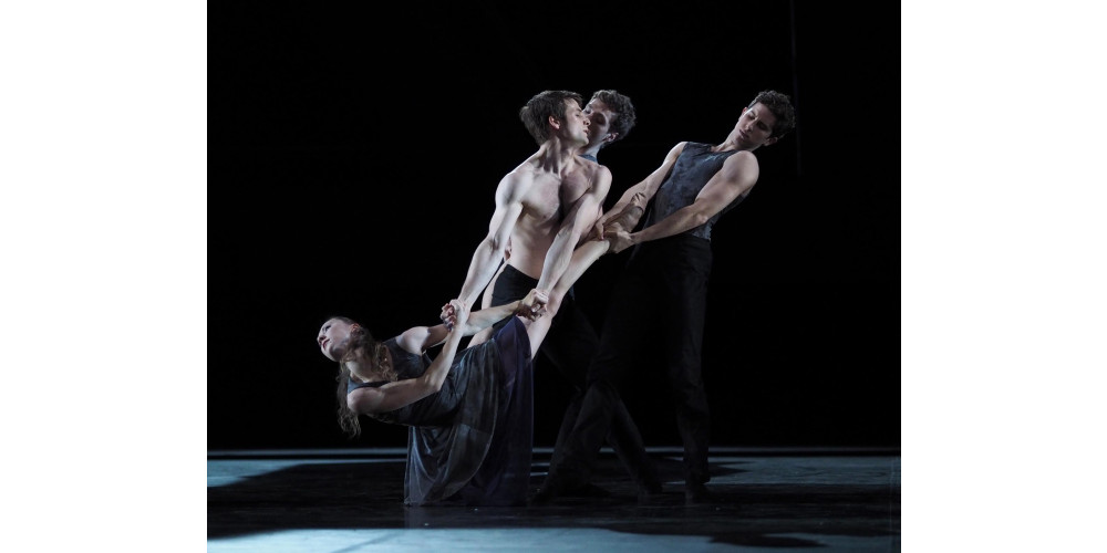 Dreiteiliger Ballettabend am Staatsballett Berlin: „Static Time“