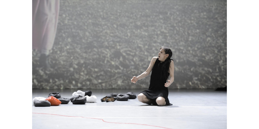 „the rest of me“ von und mit Toula Limnaios