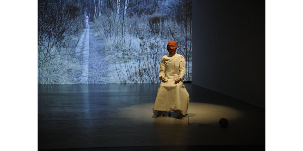 „the rest of me“ von und mit Toula Limnaios