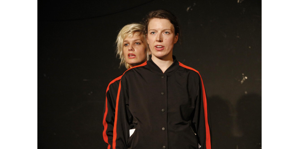 "Choreographing Shitstorm" von Schröder&amp;Statkus