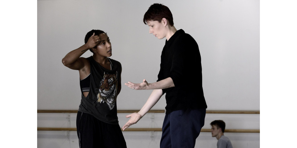 Emily Molnar mit Ballet BC Tänzerin Livona Ellis