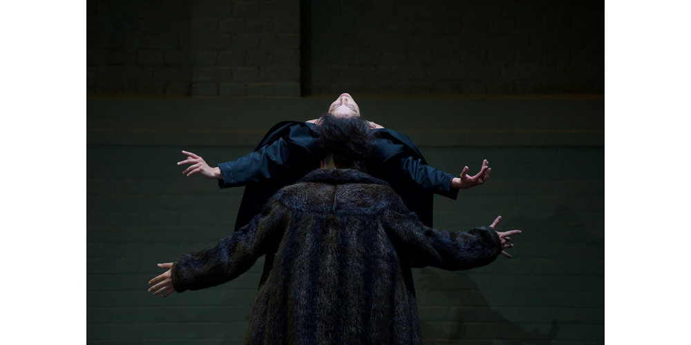 „volto umano“ von Toula Limnaios. Tanz: Leonardo d’Aquino, Priscilla Fiuza