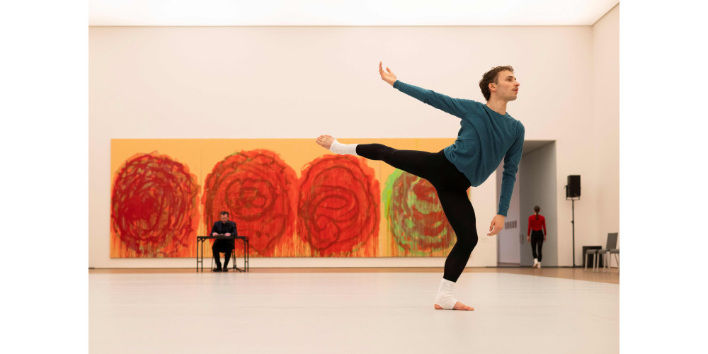 „Dancing Postmodernism“. Werke von Merce Cunningham im Museum Brandhorst. Tanz: Ensemble des Gärtnerplatztheaters