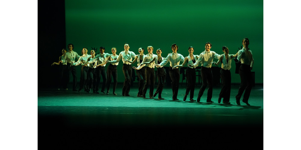 „Ability to Swing“ von Amilcar Moret Gonzalez, Tanz: Ensemble Ballett Kiel