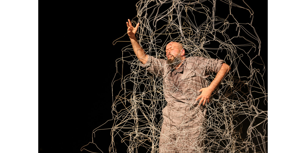 „This is Complex“ von und mit Edan Gorlicki / De-Da Productions