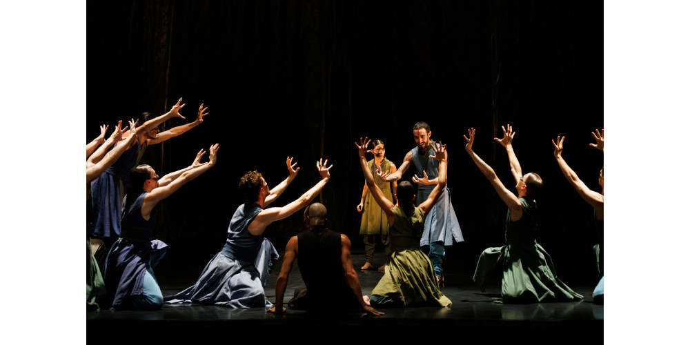 „Turning of Bones“ von Akram Khan, Tanz: Giovanni Visone, Stefano Gallelli, Tuti Cedeno