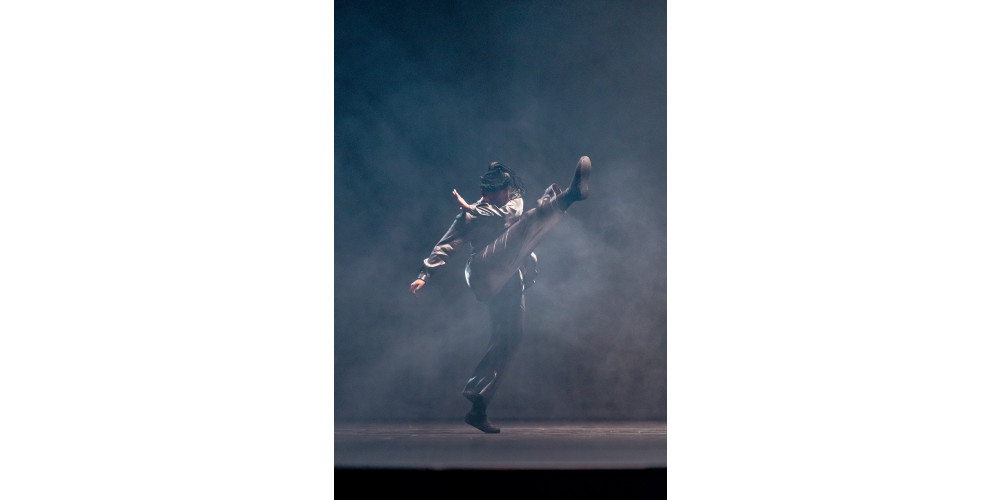 „BLUE NILE TO THE GALAXY AROUND OLODUMARE“ von Jeremy Nedd &amp; Impilo Mapantsula, Tanz: Ensemble