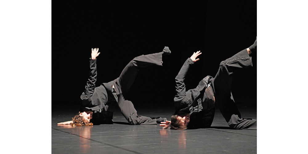 „D-Dance #2“ in der Heidelberger Hebelhalle, Tanz: Lycina Zwolínska und Hsin-I Huang