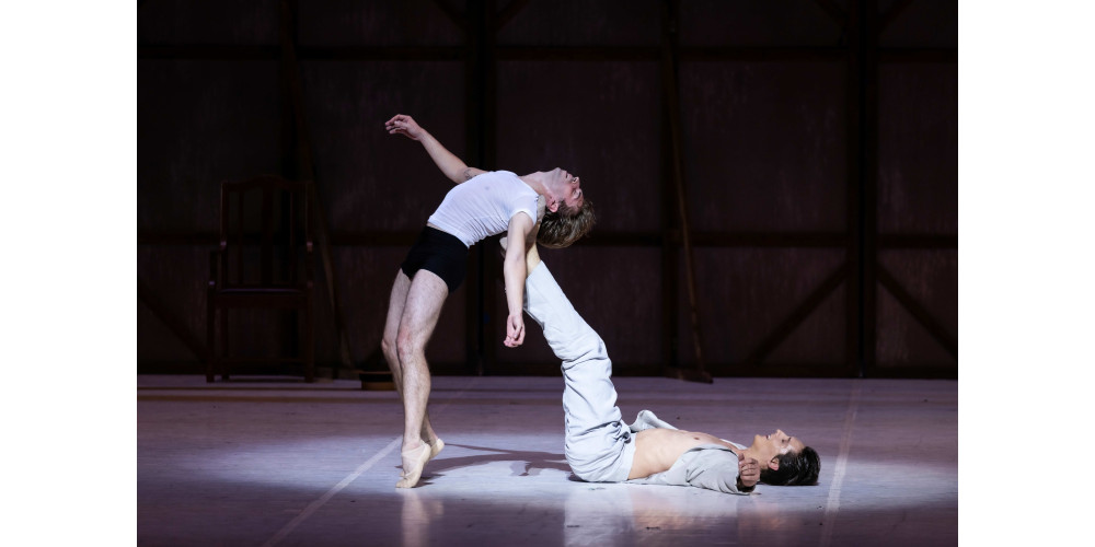 „Nijinsky“ von John Neumeier in Baden-Baden, Ta„Nijinsky“ von John Neumeier in Baden-Baden, Tanz: Aleix Martínez und Ida Praetoriusnz: Aleix Martínez und Ida Praetorius