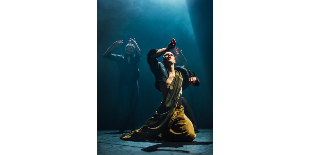 „CHORA – the void as origin“ von Sofia Nappi, Tanz: Ensemble Komoco