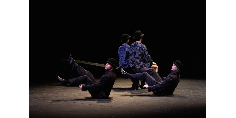 Junge Choreograf:innen, „Can You Hear Us“ von Constantin Trommlitz, Tanz: Hamburg Ballett